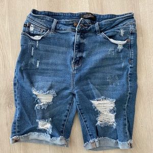 Judy Blue Bermuda Shorts